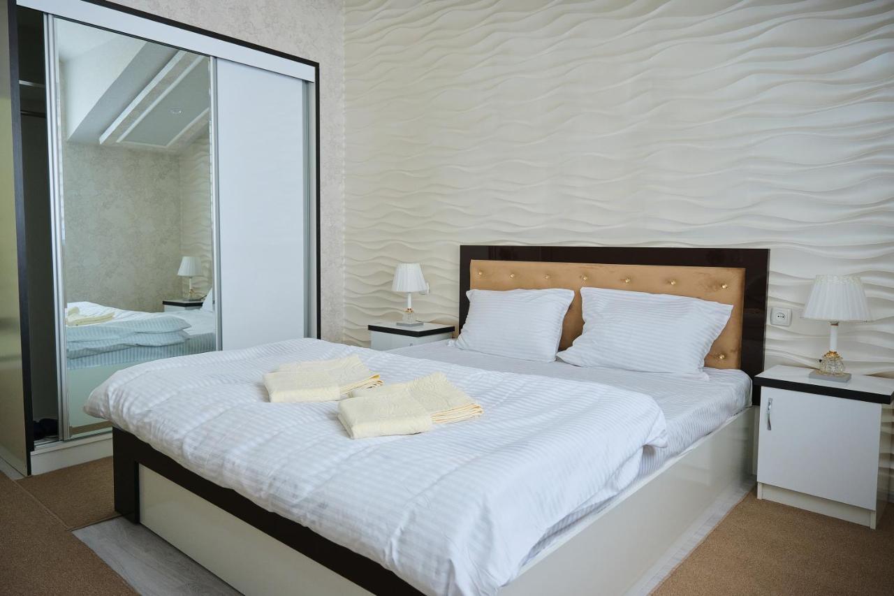 Gunesh Hotel Samarkand Bagian luar foto
