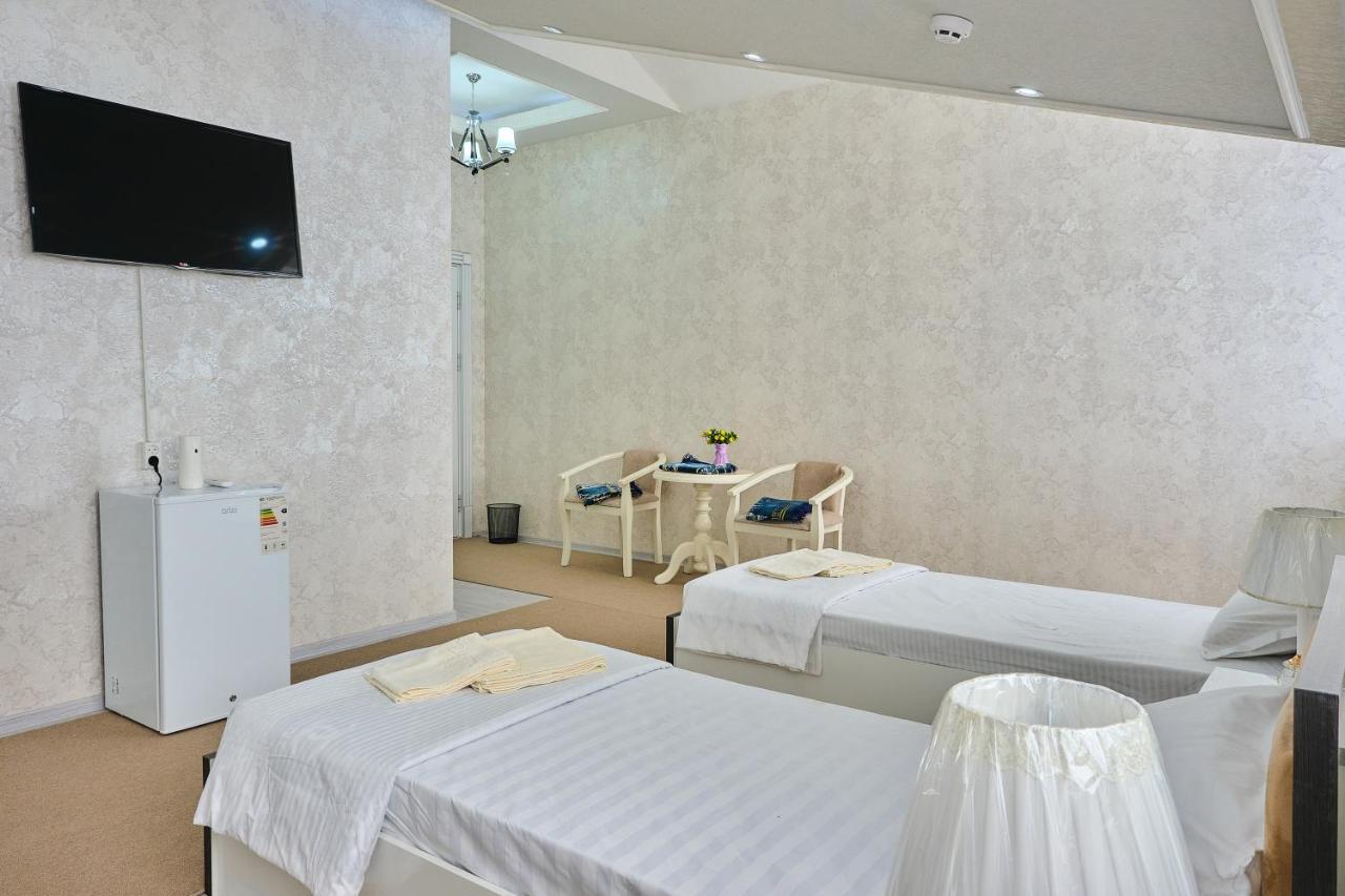 Gunesh Hotel Samarkand Bagian luar foto