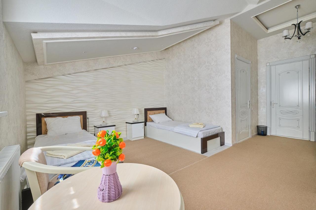Gunesh Hotel Samarkand Bagian luar foto